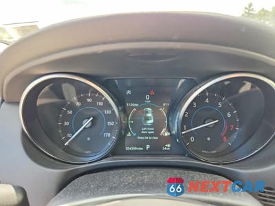 Zdjęcie 9 z 12 samochodu: 2019 JAGUAR XE PREMIUM VIN:SAJAJ4FX1KCP50927 - miniatura