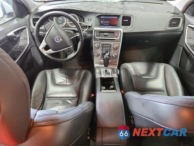 Zdjęcie 8 z 12 samochodu: 2012 VOLVO S60 T5 VIN:YV1622FS8C2041553 - miniatura