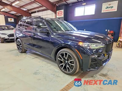 Czwarte zdjęcie samochodu z boku: 2019 BMW X7 XDRIVE40I VIN:5UXCW2C50KLB43760 - miniatura
