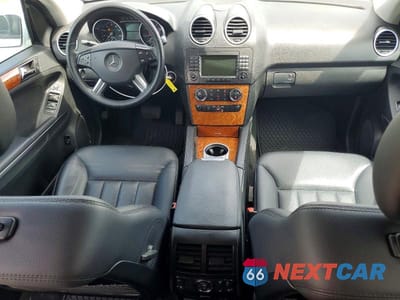 Zdjęcie 8 z 13 samochodu: 2008 MERCEDES-BENZ ML 350 VIN:4JGBB86E18A352610 - miniatura