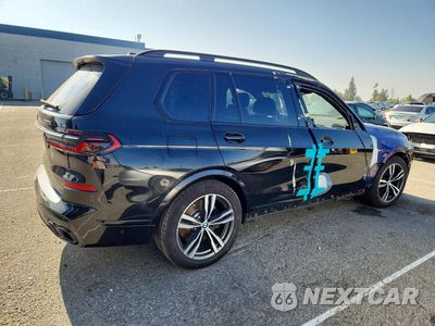 Trzecie zdjęcie samochodu z tyłu: 2023 BMW X7 M60I VIN:5UX33EM0XP9N55473 - miniatura