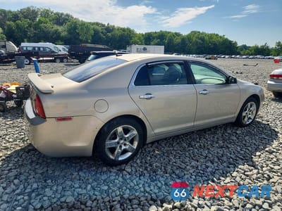 Trzecie zdjęcie samochodu z tyłu: 2010 CHEVROLET MALIBU LS VIN:1G1ZB5EB4AF251541 - miniatura
