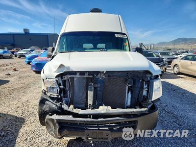 Piąte zdjęcie samochodu w środku: 2017 NISSAN NV 2500 DELIVERY VAN VIN:1N6BF0LYXHN811048 - miniatura