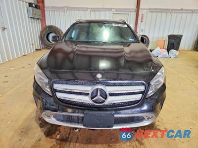 Piąte zdjęcie samochodu w środku: 2017 MERCEDES-BENZ GLA 250 VIN:WDCTG4EB1HJ296298 - miniatura
