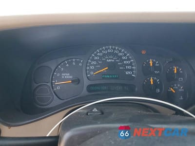 Zdjęcie 9 z 12 samochodu: 2004 CHEVROLET TAHOE K1500 VIN:1GNEK13T64J222304 - miniatura