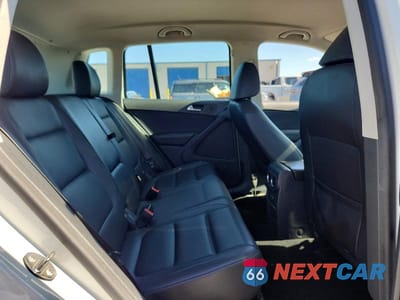 Zdjęcie 11 z 13 samochodu: 2017 VOLKSWAGEN TIGUAN S VIN:WVGAV7AX0HK038480 - miniatura