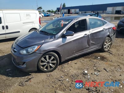 2013 HYUNDAI ACCENT GLS KMHCU4AE6DU577807 - główne zdjęcie licytacji z USA - miniatura