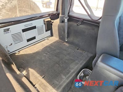 Zdjęcie 10 z 12 samochodu: 2004 JEEP WRANGLER X VIN:1J4FA39S94P700586 - miniatura