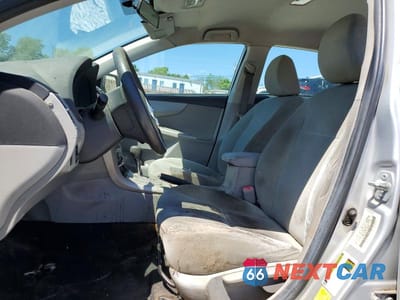 Zdjęcie 7 z 12 samochodu: 2013 TOYOTA COROLLA LE VIN:5YFBU4EEXDP152632 - miniatura