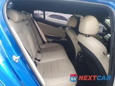 Zdjęcie 10 z 13 samochodu: 2018 KIA STINGER GT2 VIN:KNAE55LC3J6017395 - miniatura