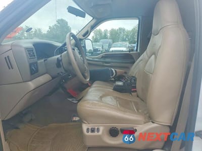 Zdjęcie 7 z 12 samochodu: 2000 FORD F350 SUPER DUTY VIN:1FTWX33S8YED76352 - miniatura