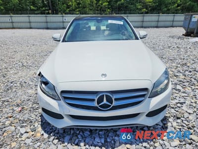 Piąte zdjęcie samochodu w środku: 2018 MERCEDES-BENZ C 300 VIN:WDDWF4JB3JR330833 - miniatura