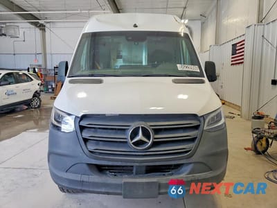Piąte zdjęcie samochodu w środku: 2021 MERCEDES BENZ SPRINTER 2500 DELIVERY VAN VIN:W1Y4DCHY0MT049572 - miniatura