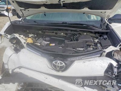 Zdjęcie 11 z 13 samochodu: 2018 TOYOTA RAV4 LE VIN:JTMZFREVXJJ199519 - miniatura