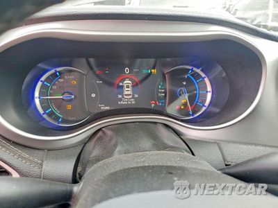 Zdjęcie 9 z 13 samochodu: 2023 CHRYSLER PACIFICA VIN:2C4RC1L77PR542841 - miniatura