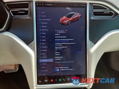 Zdjęcie 9 z 12 samochodu: 2017 TESLA MODEL S VIN:5YJSA1E42HF185351 - miniatura