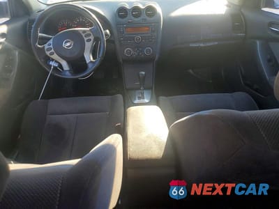 Zdjęcie 8 z 12 samochodu: 2008 NISSAN ALTIMA 2.5 VIN:1N4AL21E78N471584 - miniatura