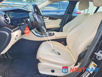 Zdjęcie 7 z 12 samochodu: 2020 MERCEDES-BENZ E 450 4MATIC VIN:W1KZF6JB0LA802237 - miniatura