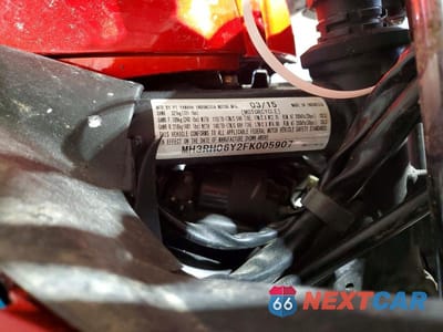 Zdjęcie 9 z 9 samochodu: 2015 YAMAHA YZFR3 VIN:MH3RH06Y2FK005907 - miniatura