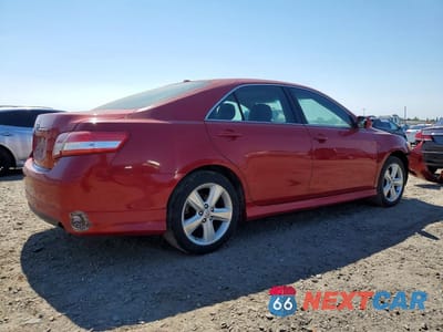 Trzecie zdjęcie samochodu z tyłu: 2010 TOYOTA CAMRY SE VIN:4T1BF3EK7AU516297 - miniatura