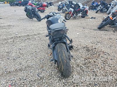 Czwarte zdjęcie samochodu z boku: 2011 KAWASAKI ZX600 R VIN:JKAZX4R13BA028002 - miniatura