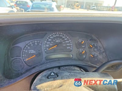 Zdjęcie 9 z 13 samochodu: 2004 CHEVROLET SILVERADO K1500 VIN:2GCEK19T841269439 - miniatura