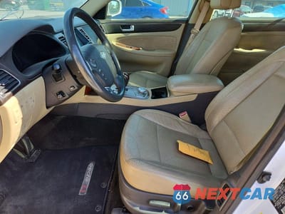 Zdjęcie 7 z 12 samochodu: 2014 HYUNDAI GENESIS 5.0L VIN:KMHGC4DH2EU262532 - miniatura