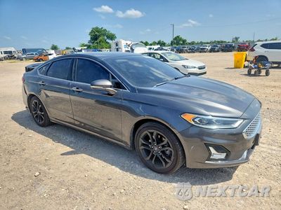 Czwarte zdjęcie samochodu z boku: 2019 FORD FUSION TITANIUM VIN:3FA6P0RUXKR260829 - miniatura