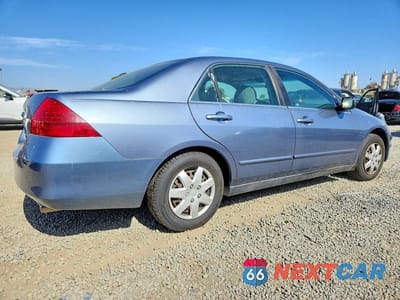 Trzecie zdjęcie samochodu z tyłu: 2007 HONDA ACCORD LX VIN:1HGCM564X7A037376 - miniatura