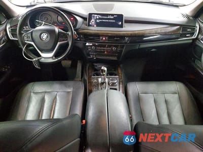 Zdjęcie 8 z 13 samochodu: 2016 BMW X5 XDRIVE35I VIN:5UXKR0C5XG0P30464 - miniatura