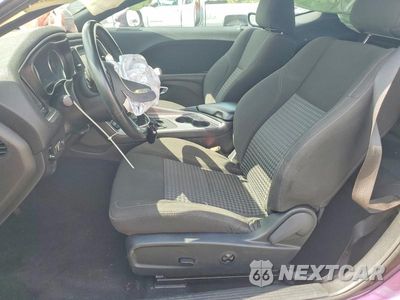 Zdjęcie 7 z 12 samochodu: 2020 DODGE CHALLENGER SXT VIN:2C3CDZAG8LH159600 - miniatura