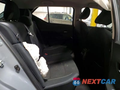 Zdjęcie 11 z 14 samochodu: 2021 NISSAN KICKS SV VIN:3N1CP5CV0ML524077 - miniatura
