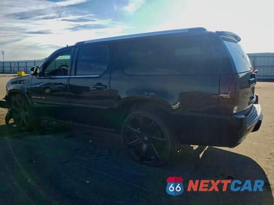 Drugie zdjęcie samochodu z przodu: 2013 CADILLAC ESCALADE ESV PREMIUM VIN:1GYS3JEF9DR215178 - miniatura