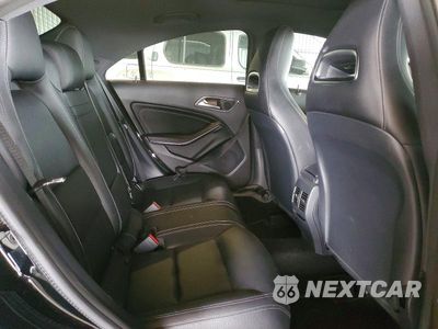 Zdjęcie 10 z 13 samochodu: 2018 MERCEDES-BENZ CLA 250 VIN:WDDSJ4EB2JN547322 - miniatura