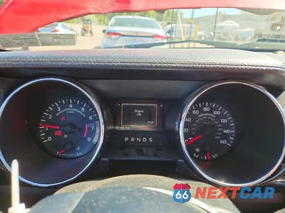 Zdjęcie 9 z 12 samochodu: 2016 FORD MUSTANG VIN:1FA6P8TH8G5281621 - miniatura