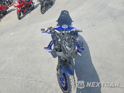 Piąte zdjęcie samochodu w środku: 2023 YAMAHA MT09 VIN:JYARN71E8PA004079 - miniatura