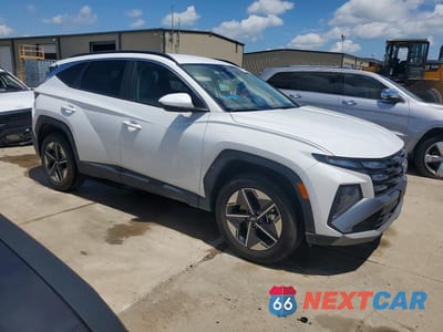 Czwarte zdjęcie samochodu z boku: 2026 HYUNDAI TUCSON SEL VIN:5NMJBCDE6TH636352 - miniatura