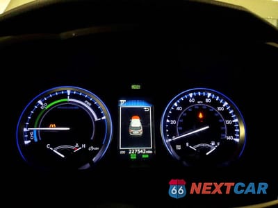 Zdjęcie 9 z 12 samochodu: 2018 TOYOTA HIGHLANDER HYBRID LIMITED PLATINUM VIN:5TDDGRFH6JS040287 - miniatura