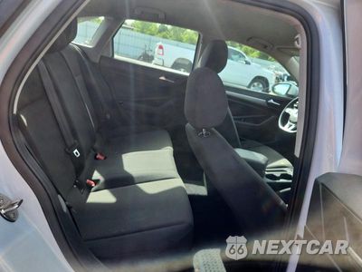 Zdjęcie 10 z 12 samochodu: 2019 VOLKSWAGEN JETTA S VIN:3VWN57BU1KM007360 - miniatura