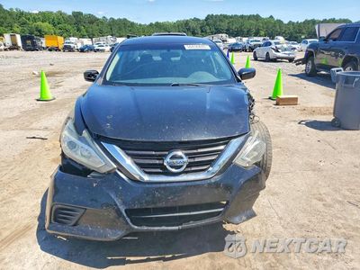 Piąte zdjęcie samochodu w środku: 2018 NISSAN ALTIMA 2.5 S VIN:1N4AL3AP0JC117804 - miniatura