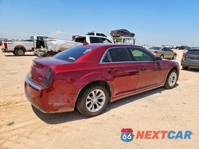 Trzecie zdjęcie samochodu z tyłu: 2020 CHRYSLER 300 TOURING VIN:2C3CCAAG0LH239459 - miniatura