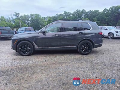 Zdjęcie 13 z 14 samochodu: 2026 BMW X7 XDRIVE40I VIN:5UX23EM06T9126112 - miniatura