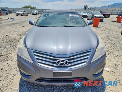 Piąte zdjęcie samochodu w środku: 2013 HYUNDAI AZERA BASE VIN:KMHFH4JG7DA321647 - miniatura