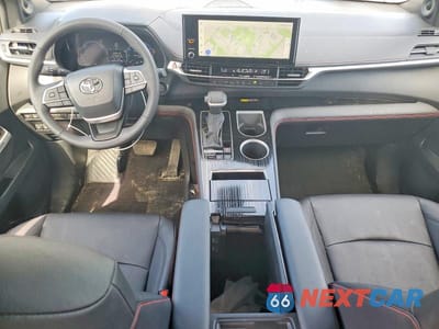 Zdjęcie 8 z 14 samochodu: 2026 TOYOTA SIENNA XSE VIN:5TDXSKFC0TS229527 - miniatura