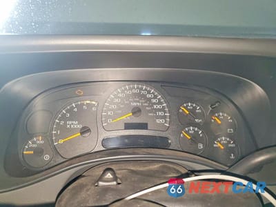 Zdjęcie 9 z 12 samochodu: 2003 CHEVROLET SILVERADO C2500 HEAVY DUTY VIN:1GCHC29G03E366960 - miniatura