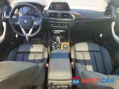 Zdjęcie 8 z 13 samochodu: 2019 BMW X3 XDRIVE30I VIN:5UXTR9C54KLR03329 - miniatura