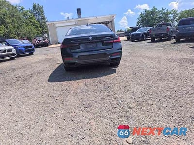 Zdjęcie 6 z 15 samochodu: 2022 BMW 750 XI VIN:WBA7U2C07NCG99224 - miniatura