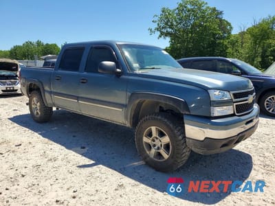 Czwarte zdjęcie samochodu z boku: 2006 CHEVROLET SILVERADO K1500 VIN:2GCEK13T561221943 - miniatura