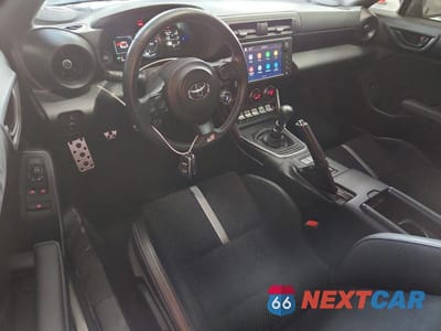 Zdjęcie 8 z 13 samochodu: 2022 TOYOTA GR 86 PREMIUM VIN:JF1ZNBE19N9754240 - miniatura
