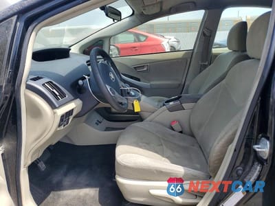 Zdjęcie 7 z 12 samochodu: 2012 TOYOTA PRIUS THREE VIN:JTDKN3DU3C5494158 - miniatura